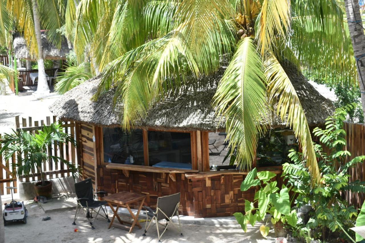Ah Muzenkab Hotel El Cuyo Exterior photo